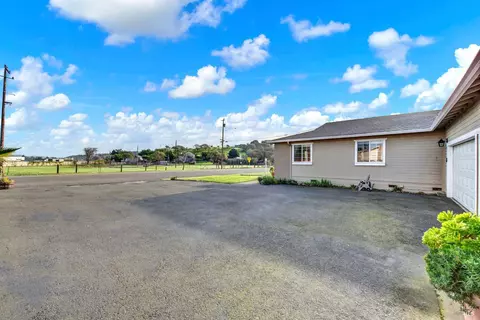 Exterior - 3609 Thompson Ct, Fairfield, CA 94534 photo 3 of 20