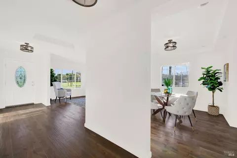 Entry Way - 3609 Thompson Ct, Fairfield, CA 94534 photo 1 of 2