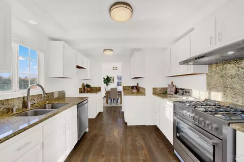 Kitchen - 3609 Thompson Ct, Fairfield, CA 94534 photo 1 of 6