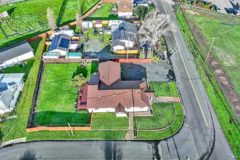 View/Area - 3609 Thompson Ct, Fairfield, CA 94534 photo 2 of 3
