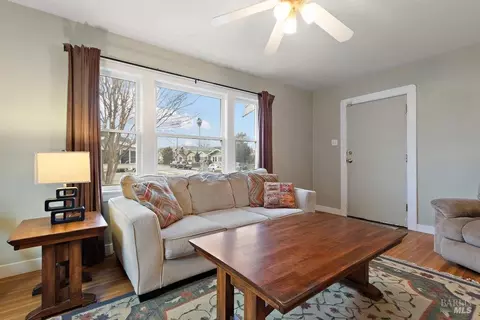 1630 Napa St, Vallejo, CA 94590 photo 5