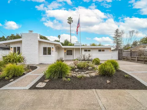 31 Somerset Ln, Mill Valley, CA 94941