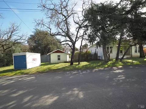 Exterior - 253 Merrill St, Geyserville, CA 95441 photo 21 of 22