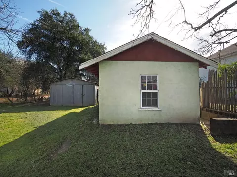 Exterior - 253 Merrill St, Geyserville, CA 95441 photo 17 of 22