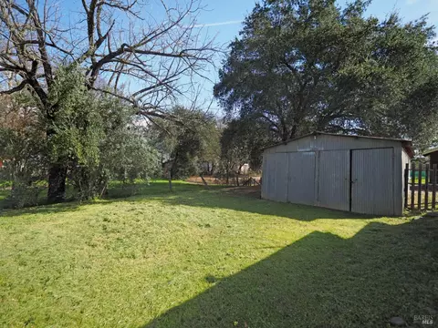Exterior - 253 Merrill St, Geyserville, CA 95441 photo 20 of 22