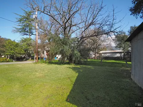 Exterior - 253 Merrill St, Geyserville, CA 95441 photo 18 of 22