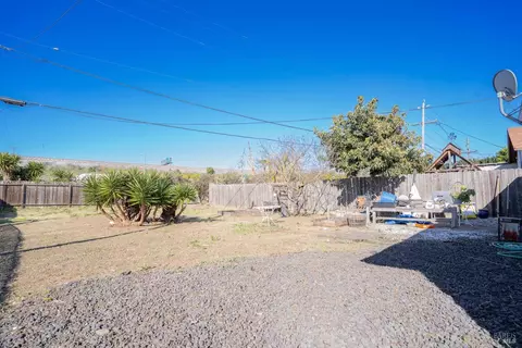 216 Pepper Dr, Vallejo, CA 94589 photo 18