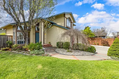 9521 Sheffield Ct, Windsor, CA 95492 photo 3