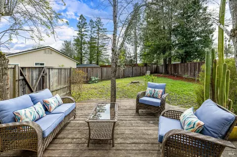 9521 Sheffield Ct, Windsor, CA 95492 photo 11