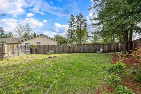 9521 Sheffield Ct, Windsor, CA 95492 photo 36