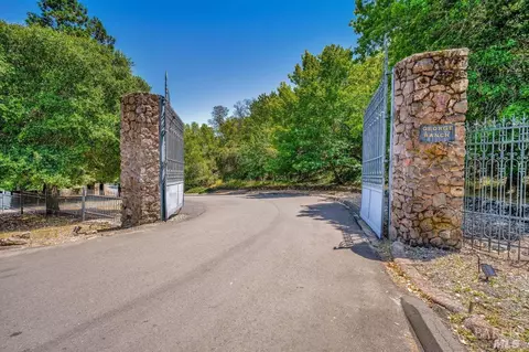 3650 White Alder, Sonoma, CA 95476