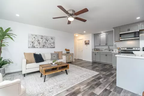 Living - 368 Sandy Neck Way, Vallejo, CA 94591 photo 7 of 13
