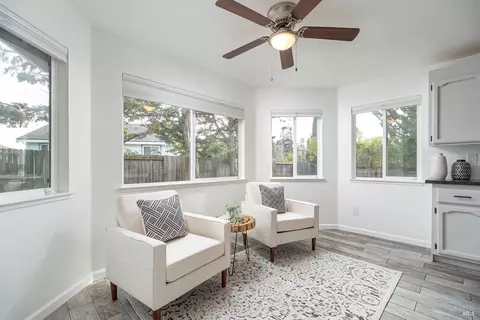 Living - 368 Sandy Neck Way, Vallejo, CA 94591 photo 10 of 13