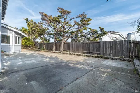 Exterior - 368 Sandy Neck Way, Vallejo, CA 94591 photo 8 of 9