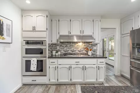 Kitchen - 368 Sandy Neck Way, Vallejo, CA 94591 photo 6 of 6