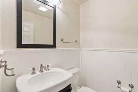 Bath - 4176 Summer Gate Ave, Vallejo, CA 94591 photo 1 of 5