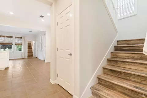 Entry Way - 4176 Summer Gate Ave, Vallejo, CA 94591 photo 1 of 1