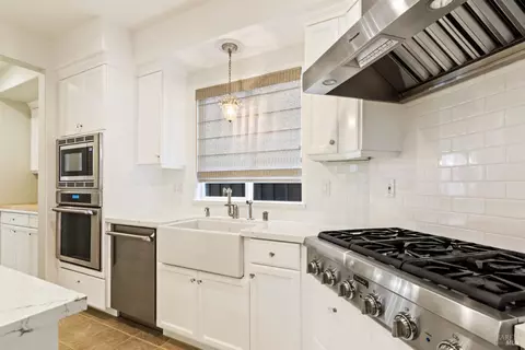 Kitchen - 4176 Summer Gate Ave, Vallejo, CA 94591 photo 3 of 5