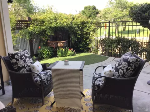 Exterior - 4176 Summer Gate Ave, Vallejo, CA 94591 photo 6 of 7