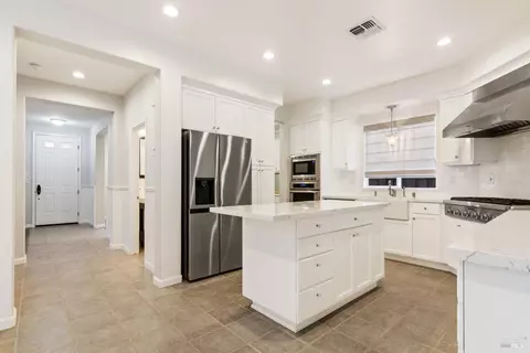 Kitchen - 4176 Summer Gate Ave, Vallejo, CA 94591 photo 2 of 5