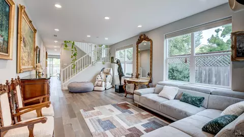 985 Prospect Ave, Santa Rosa, CA 95409