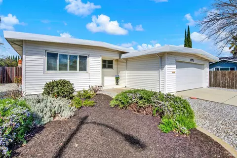 1272 Marshall Rd, Vacaville, CA 95687 photo 4