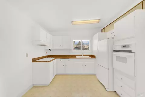1272 Marshall Rd, Vacaville, CA 95687 photo 9