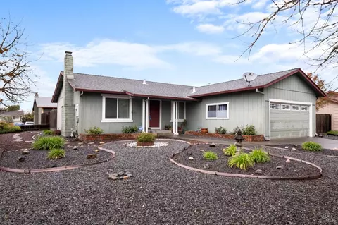 1157 Lombardi Ln, Santa Rosa, CA 95407