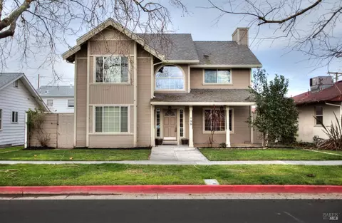 129 N 5th St, Rio Vista, CA 94571