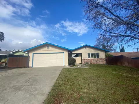 178 Andover Dr, Vacaville, CA 95687