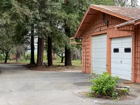 1086 Vineyard Ln, Napa, CA 94558 photo 6
