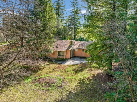 1086 Vineyard Ln, Napa, CA 94558 photo 11