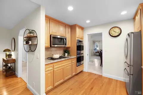 Kitchen - 221 Maili Ct, Windsor, CA 95492 photo 1 of 6