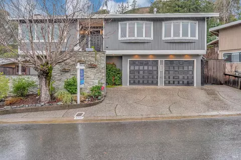 235 Via La Cumbre, Greenbrae, CA 94904