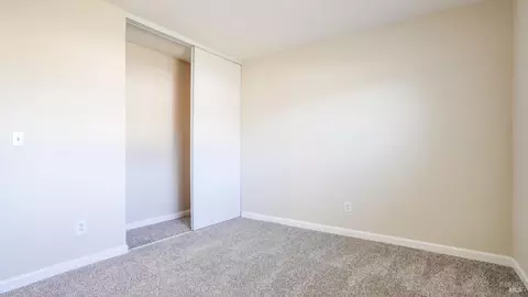 Bedroom - 549 Pear Tree Ln, Fairfield, CA 94533 photo 2 of 5