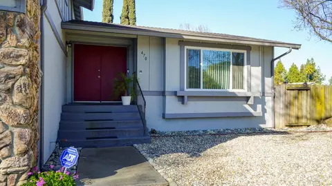Exterior - 470 Blakemore Ct, Fairfield, CA 94533 photo 3 of 11