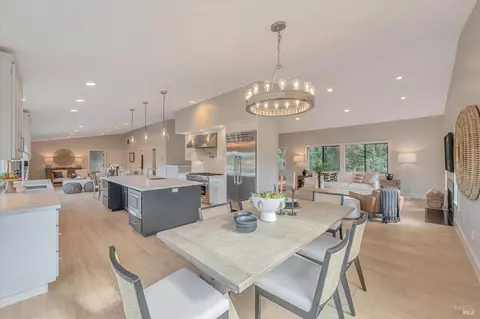 Dining - 46 Burning Tree Dr, Novato, CA 94949 photo 5 of 6