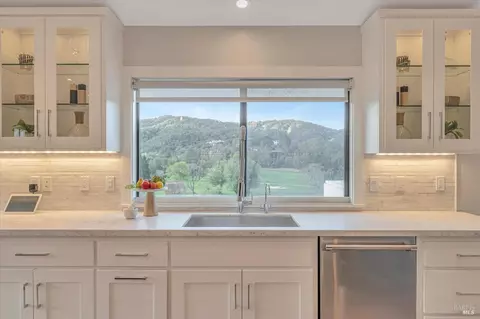 Kitchen - 46 Burning Tree Dr, Novato, CA 94949 photo 2 of 2