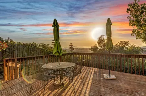 2217 Ascot Pkwy, Vallejo, CA 94589