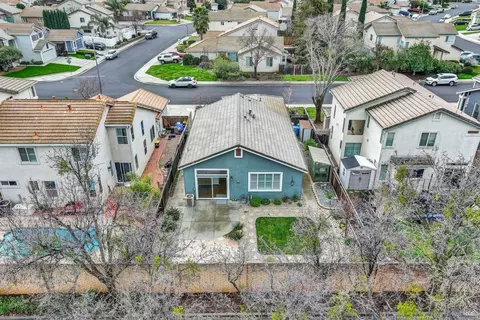 View/Area - 573 Edenderry Dr, Vacaville, CA 95688 photo 1 of 1