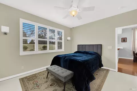 Bedroom - 573 Edenderry Dr, Vacaville, CA 95688 photo 2 of 10