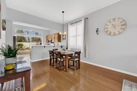 Dining - 573 Edenderry Dr, Vacaville, CA 95688 photo 1 of 5