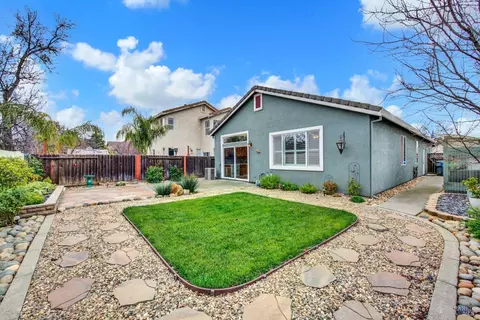 Exterior - 573 Edenderry Dr, Vacaville, CA 95688 photo 23 of 31