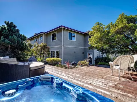 Exterior - 1011 Glen Eagle Dr, Petaluma, CA 94952 photo 7 of 10