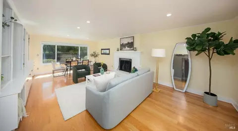 568 Este Madera Dr, Sonoma, CA 95476 photo 8