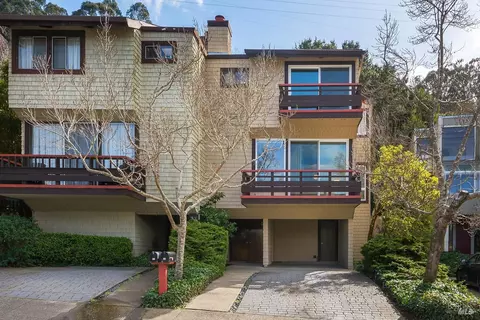 79 Marin Ave, Sausalito, CA 94965 photo 2