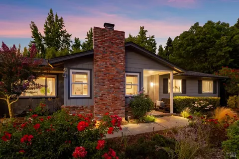 550 Chase St, Sonoma, CA 95476