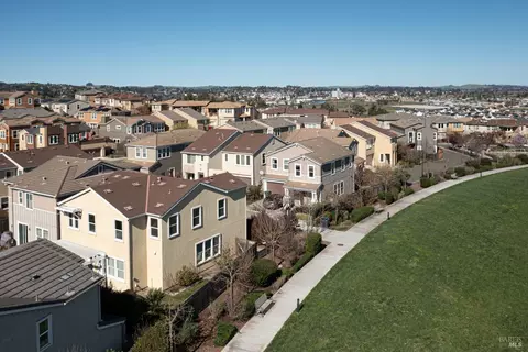 6 Borazon Ct, Petaluma, CA 94952 photo 2