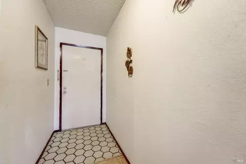 Entry Way - 150 Fiddletown Ct, Vallejo, CA 94589 photo 1 of 1