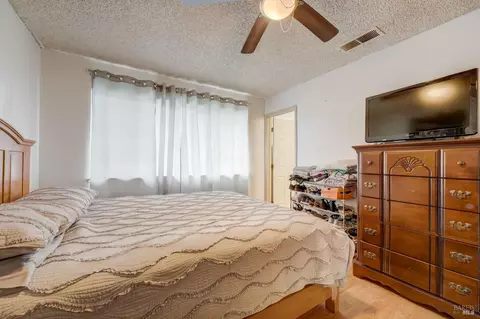 Bedroom - 150 Fiddletown Ct, Vallejo, CA 94589 photo 6 of 6